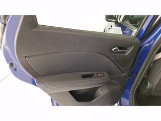 RENAULT Captur 1.6 E-Tech hybrid Intens 145cv auto