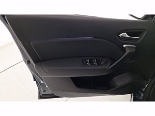 RENAULT Captur 1.6 E-Tech hybrid Intens 145cv auto