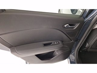 RENAULT Captur 1.6 E-Tech hybrid Intens 145cv auto