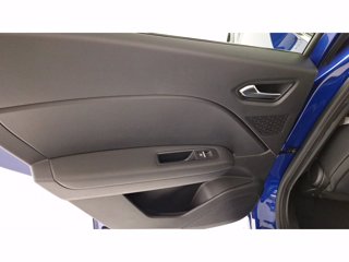 RENAULT Captur 1.6 E-Tech hybrid Intens 145cv auto