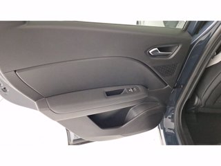 RENAULT Captur 1.6 E-Tech hybrid Intens 145cv auto