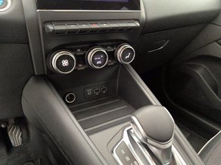 RENAULT Captur 1.6 E-Tech phev Intens 160cv auto my21