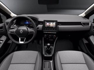 RENAULT evolution MY25 full hybrid E-Tech 145