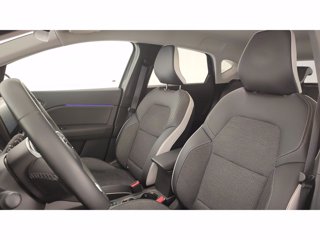 RENAULT Captur 1.6 E-Tech hybrid Intens 145cv auto