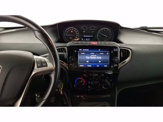 LANCIA Ypsilon 1.2 69cv Gold