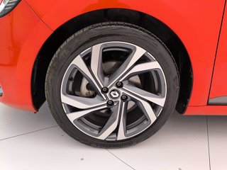 RENAULT Clio 1.6 E-Tech hybrid R.S. Line 145cv auto