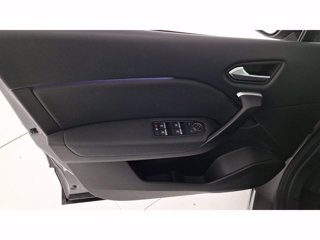 RENAULT Captur 1.6 E-Tech hybrid Intens 145cv auto