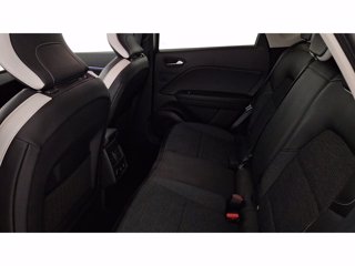 RENAULT Captur 1.6 E-Tech hybrid Intens 145cv auto