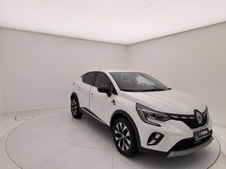RENAULT Captur 1.6 E-Tech full hybrid Techno 145cv auto