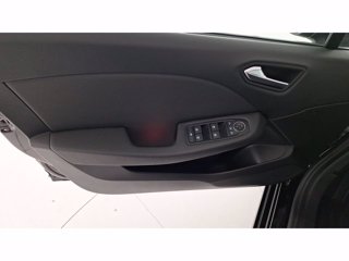 RENAULT Clio 1.6 E-Tech hybrid Intens 140cv auto my21