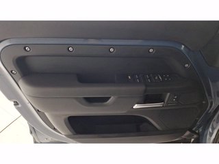 LAND ROVER Defender 110 3.0 I6 MHEV X-Dynamic HSE AWD Auto