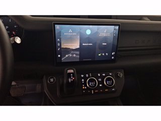 LAND ROVER Defender 110 3.0 I6 MHEV X-Dynamic HSE AWD Auto