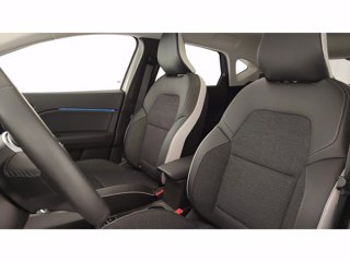 RENAULT Captur 1.6 E-Tech hybrid Intens 145cv auto