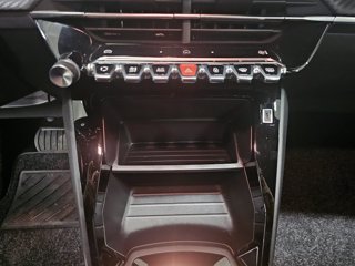 PEUGEOT 2008 1.2 Hybrid 145cv Style e-DCS6