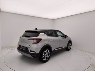 RENAULT Captur 1.6 E-Tech hybrid Techno Fast Track 145cv auto