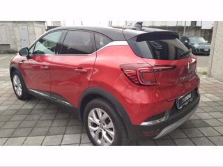 RENAULT Captur 1.6 E-Tech hybrid Intens 145cv auto