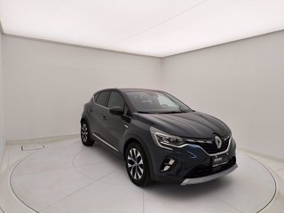 RENAULT Captur 1.6 E-Tech full hybrid Techno 145cv auto