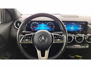 MERCEDES GLA 200 D Sport 8G-DCT
