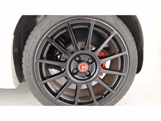 ABARTH 595 1.4 T-Jet 180cv esseesse