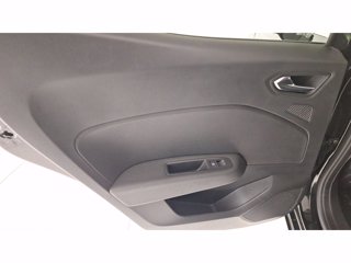 RENAULT Clio 1.6 E-Tech full hybrid Techno 145cv auto