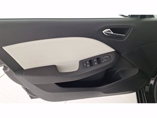 RENAULT Clio 1.6 E-Tech full hybrid Techno 145cv auto