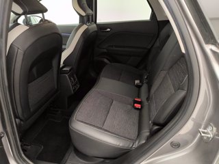 RENAULT Captur 1.6 E-Tech hybrid Intens 145cv auto