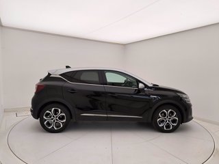 RENAULT Captur 1.6 E-Tech hybrid Intens 145cv auto
