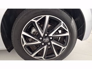 TOYOTA Yaris 1.5h Trend