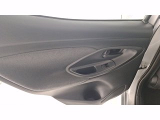 TOYOTA Yaris 1.5h Trend