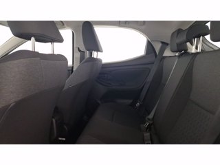 TOYOTA Yaris 1.5h Trend