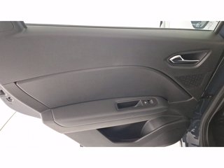 RENAULT Captur 1.6 E-Tech hybrid Zen 145cv auto