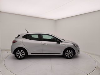 RENAULT Clio 1.6 E-Tech full hybrid Equilibre 145cv auto