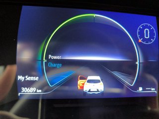 RENAULT Captur 1.6 E-Tech full hybrid Rive Gauche Auto 145