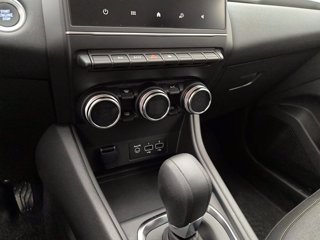 RENAULT Captur 1.6 E-Tech full hybrid Equilibre 145cv auto