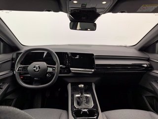 RENAULT equilibre mild hybrid advanced 130