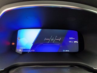 RENAULT iconic full hybrid E-Tech 145