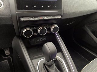 RENAULT techno E-Tech full hybrid 145(Ph 2)