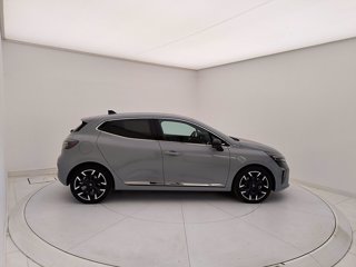 RENAULT techno E-Tech full hybrid 145(Ph 2)