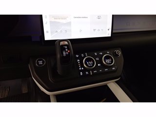 LAND ROVER Defender 110 3.0d i6 mhev X-Dynamic SE awd 200cv auto