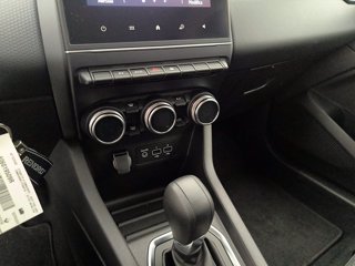 RENAULT Clio 1.6 E-Tech hybrid Zen 140cv auto my21