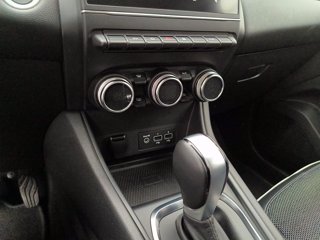 RENAULT Captur 1.6 E-Tech hybrid Intens 145cv auto