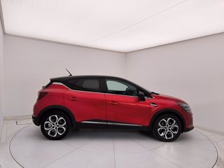 RENAULT Captur 1.6 E-Tech hybrid Intens 145cv auto
