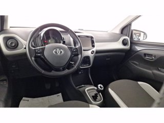 TOYOTA Aygo 5 Porte 1.0 VVT-i x-cool M-MT my15