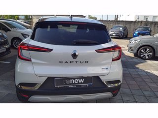 RENAULT Captur 1.6 E-Tech hybrid Intens 145cv auto