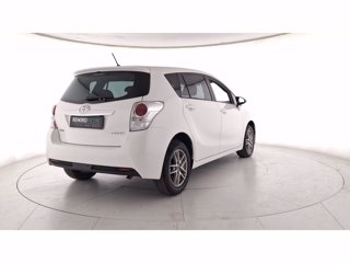 TOYOTA Verso 1.6 Active MT 5p.ti E6