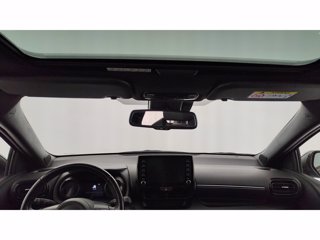 TOYOTA Yaris 1.5 Hybrid Lounge e-CVT