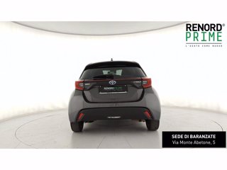 TOYOTA Yaris 1.5 Hybrid Lounge e-CVT