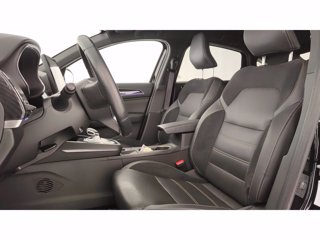 RENAULT Arkana 1.6 E-Tech full hybrid E-Tech Engineered Fast Track 145cv