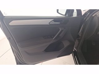 VOLKSWAGEN Tiguan 1.6 TDI SCR BlueMotion 115cv Business