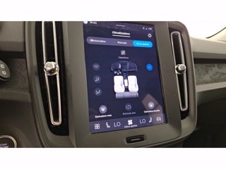 VOLVO XC40 2.0 b3 Essential auto